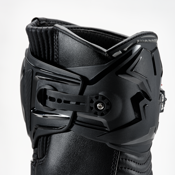 Füsport Boots XR1 GP Stealth Black