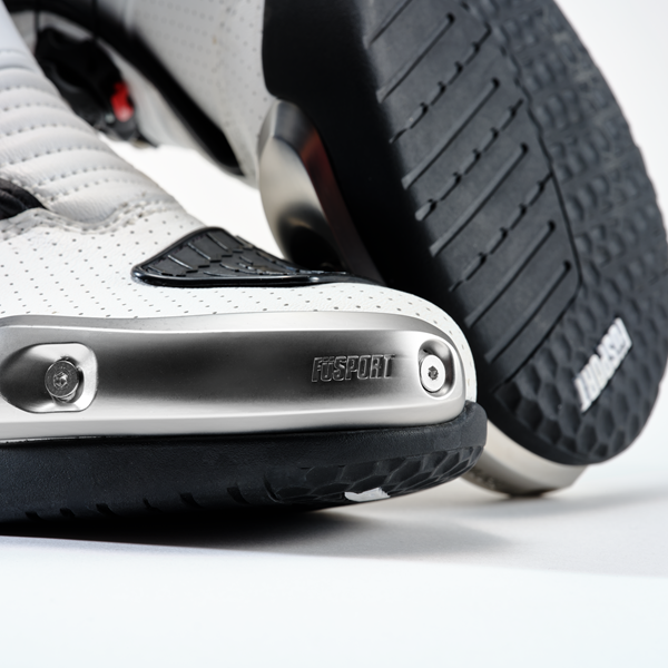 Füsport Boots XR1 GP Triple White