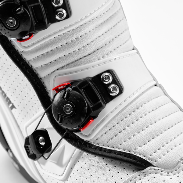 Füsport Boots XR1 GP Triple White